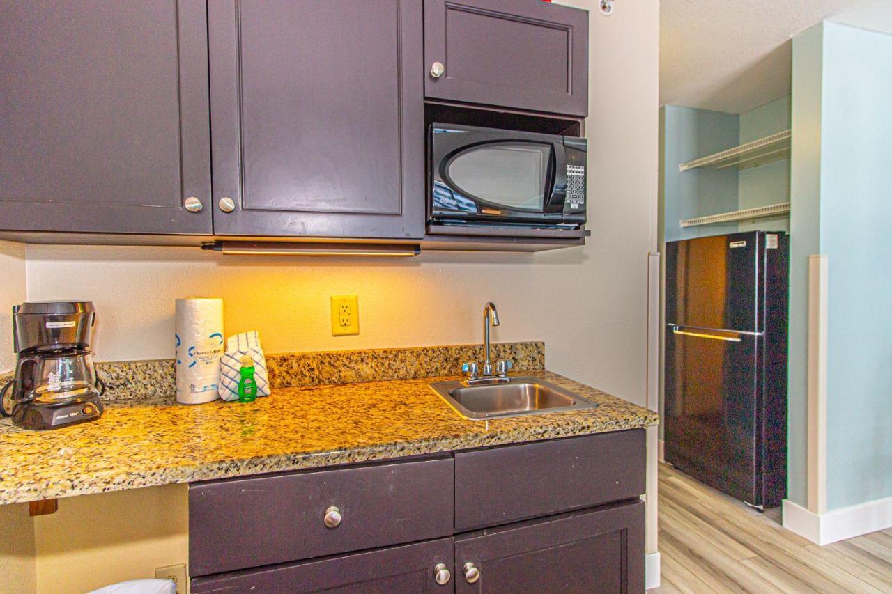 Landmark Resort King Suite Unit 710 Beautifully Updated Sleeps 4 Myrtle Beach Phòng bức ảnh